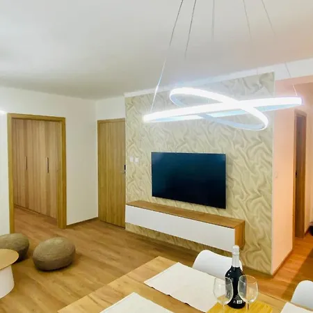 Ella Guest house Hrensko